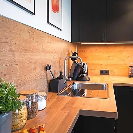 Trendy In Center Apartment Haapsalu